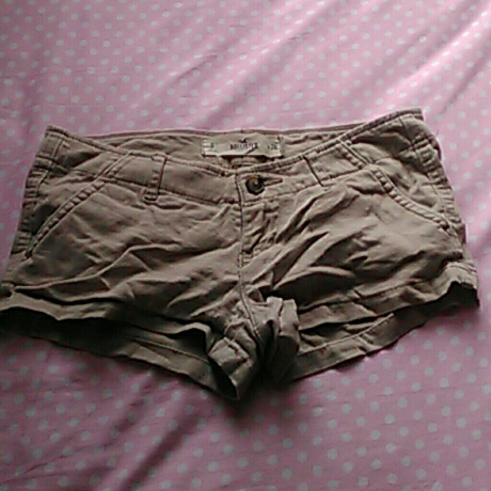 Short cackie shorts